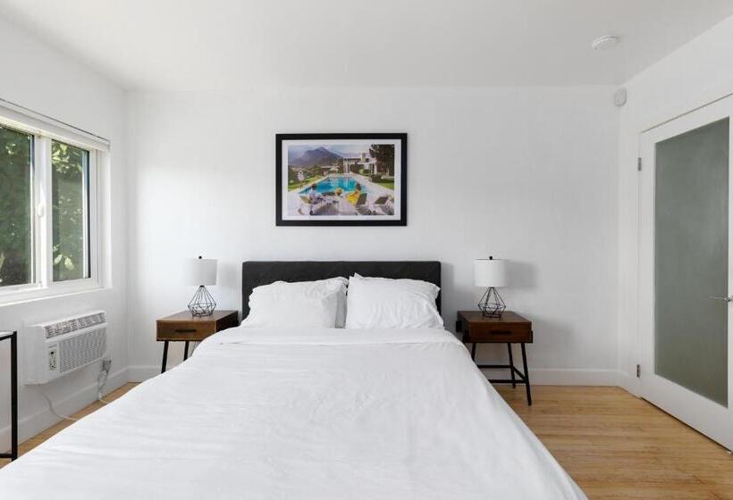 مبيت وإفطار Sunny Studio Near Culver City