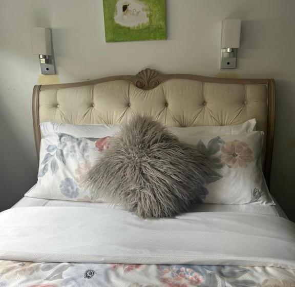 Whitfords Delight Bed & Breakfast