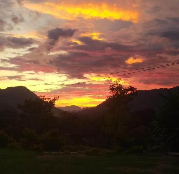 هتل Altos Del Reposo Casa Campestre