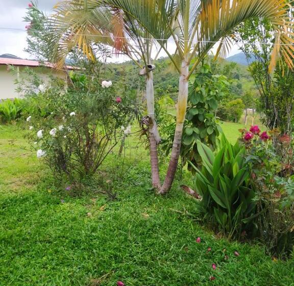 هتل Altos Del Reposo Casa Campestre