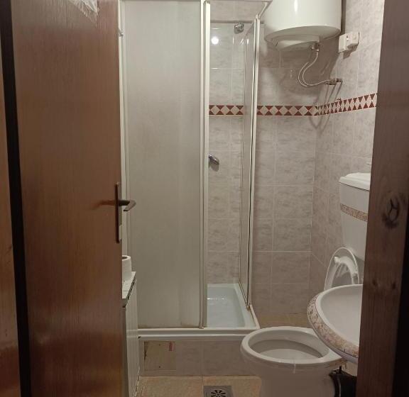 هتل کپسول Panda Victor Space Capsule Hostel Neo Nomad