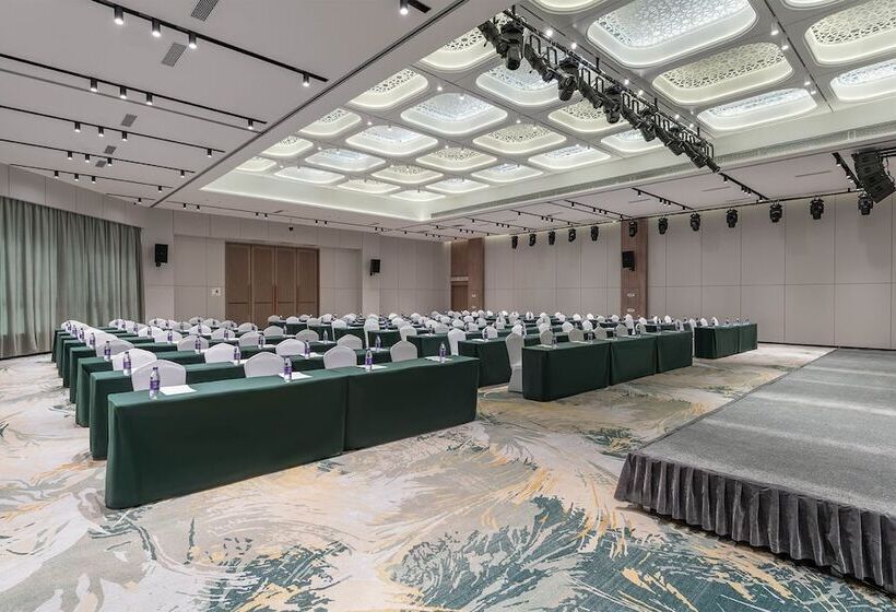 فندق Holiday Inn Express Yinchuan Yuehai