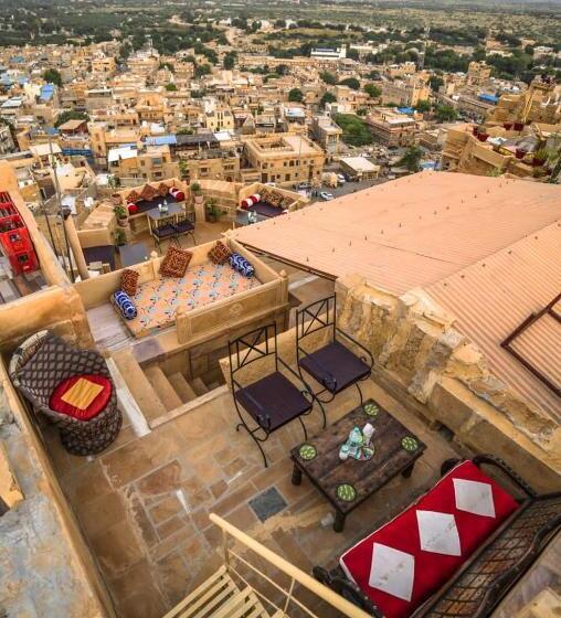 فندق Jaisalmer Queen Desert Camp