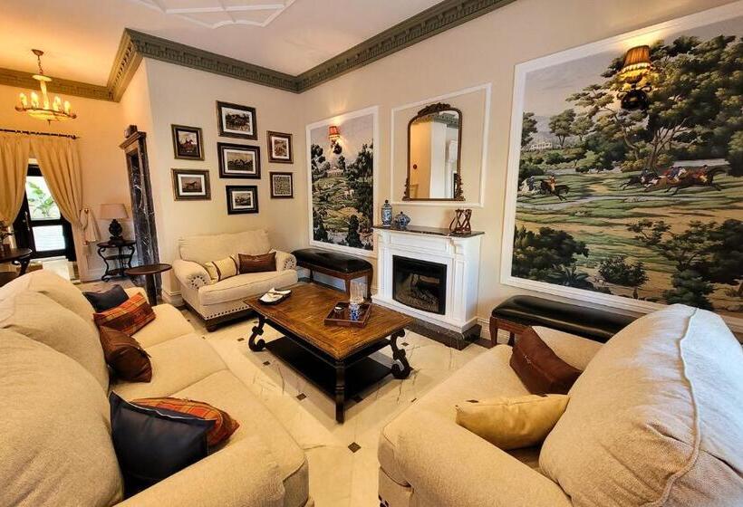 Dbd Hotel Bayraklı
