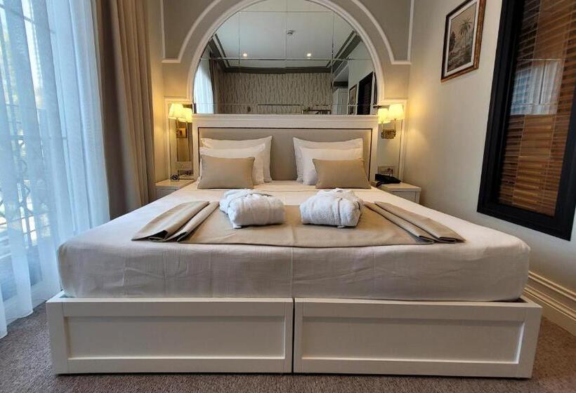 Dbd Hotel Bayraklı