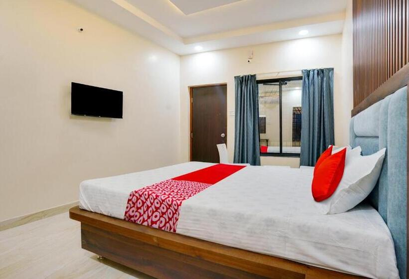 Отель Oyo Flagship Samruddhi Lodging
