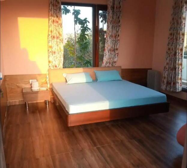 בית מלון כפרי The Ullas