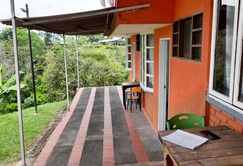 پانسیون Finca El Recreo