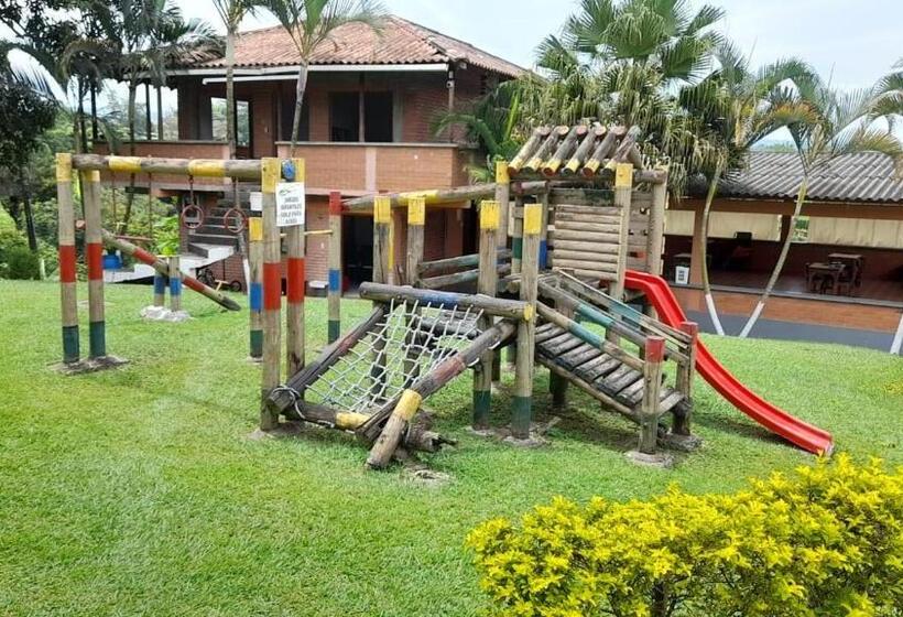 پانسیون Finca El Recreo