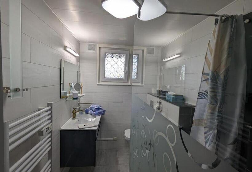 ペンション Chambre Douillette Pour 2 à Bruyères   Proche Centre Et Randonnées   Fr 1 589 602