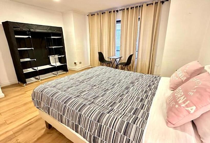 پانسیون Hostal