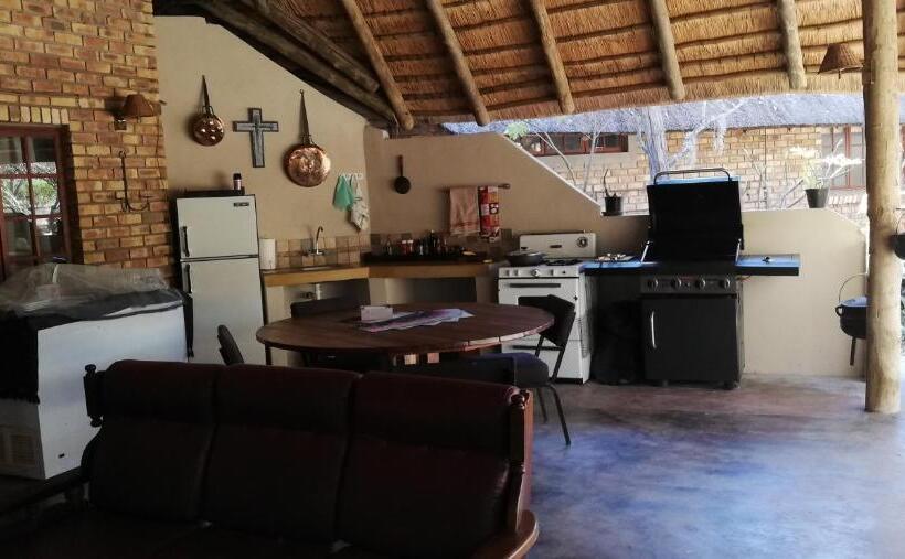 Пансион The Orchid Guesthouse