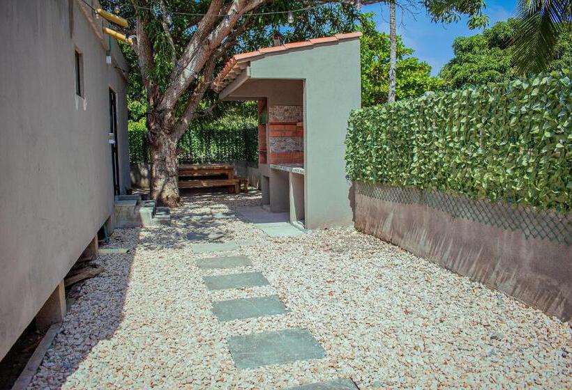 استراحتگاه Cabañas Mambo Beach