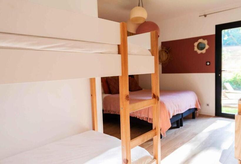 Bed and Breakfast Dans Les Arbres