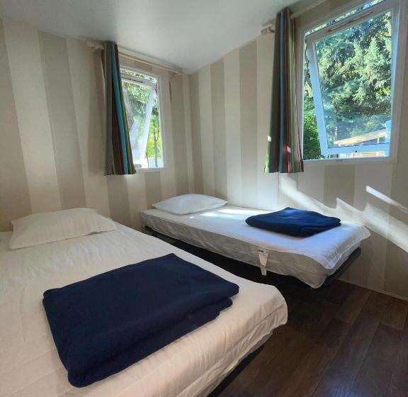 ベッドアンドブレックファースト Chez Philippe Et Sylvie   3 Bungalows Pour 5 Proche Europa Park