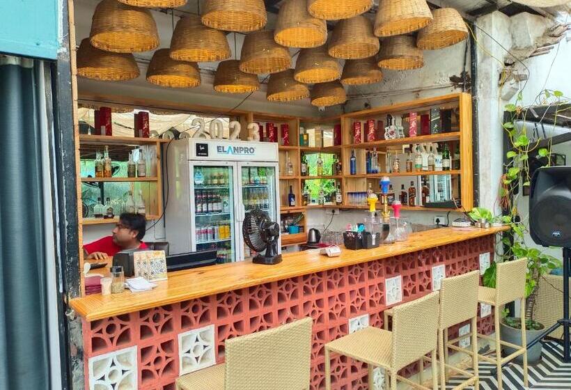فندق South Delhi Restaurant And Resort