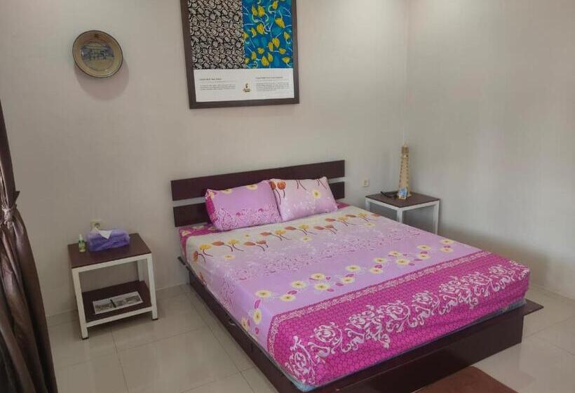 پانسیون Homestay Melty Aprianti Tanjong Tinggi