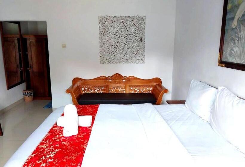 펜션 Villa Popolan And Guest House