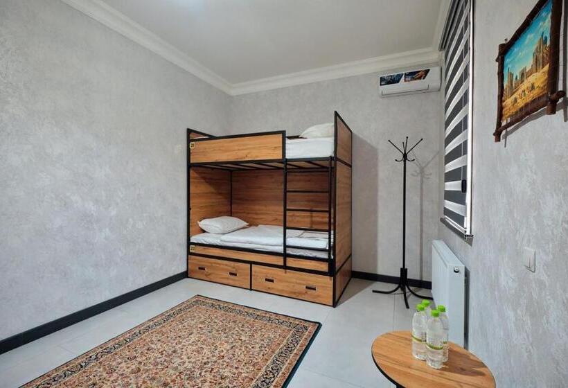 Samarkand Hostel