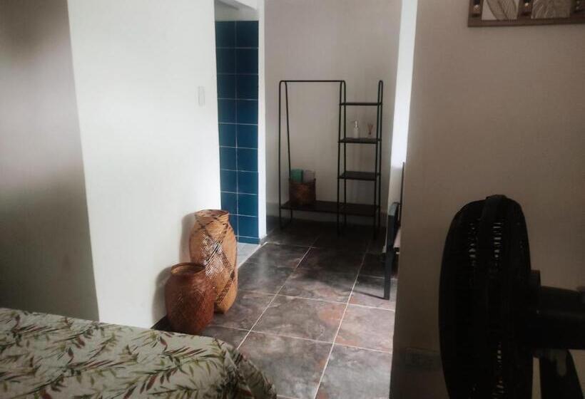 تختخواب و صبحانه Casa Hotel El Encanto De Carmen