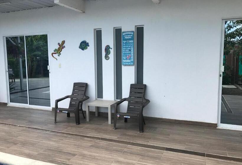 تختخواب و صبحانه Casa Hotel El Encanto De Carmen