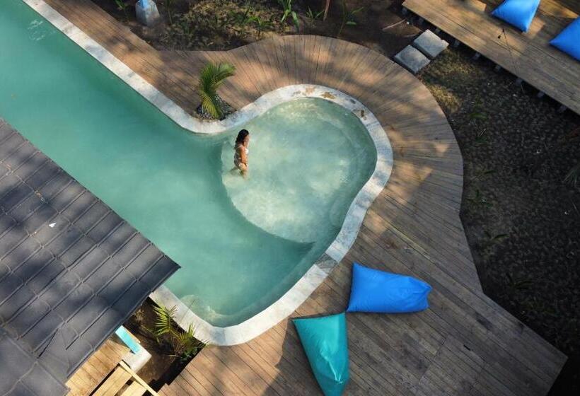تختخواب و صبحانه Casa Kapuas
