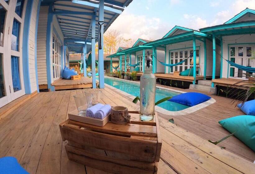 تختخواب و صبحانه Casa Kapuas