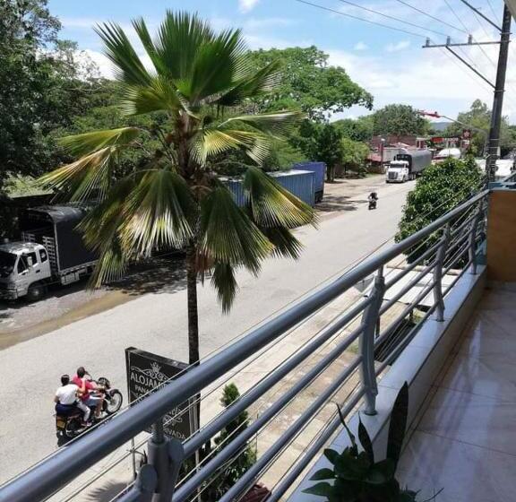 هتل Alojamiento Panamericano San Miguel