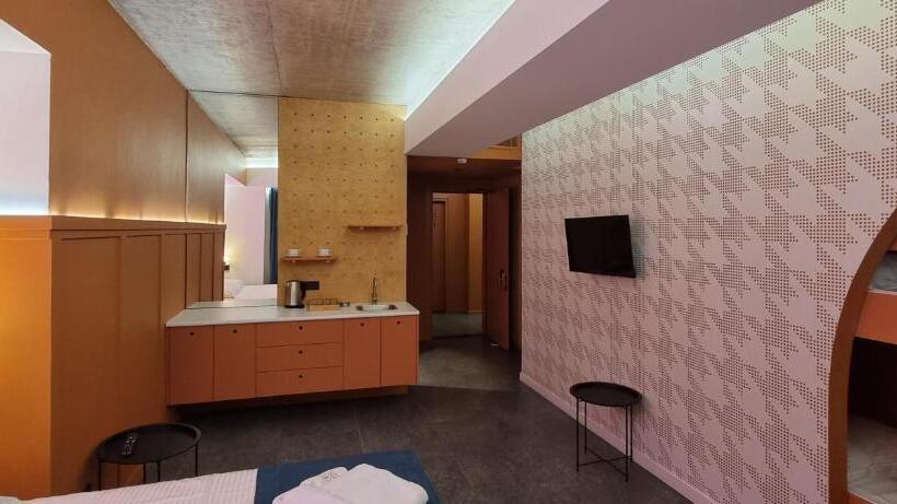 هتل Bamboo Garden