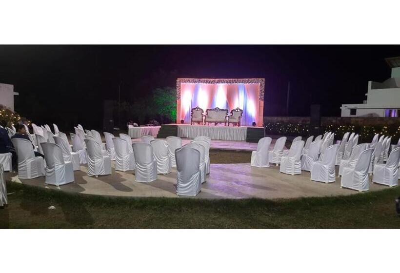 酒店 Omkar Farm House, Bhuj