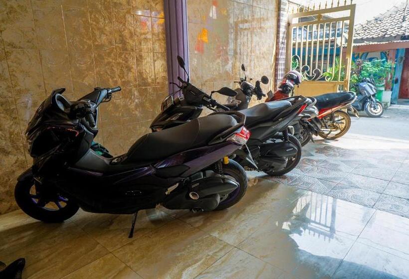فندق Oyo 93069 Penginapan Sumber Rizki