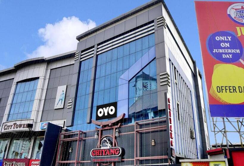 ホテル Oyo Flagship Chiyang