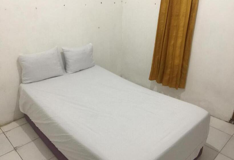 فندق Oyo Life 93009 Griya Nautika Sedati