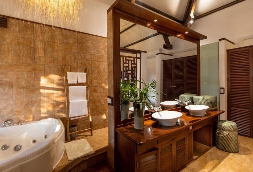 酒店 Through The Looking Glass Wellness Retreat Resort