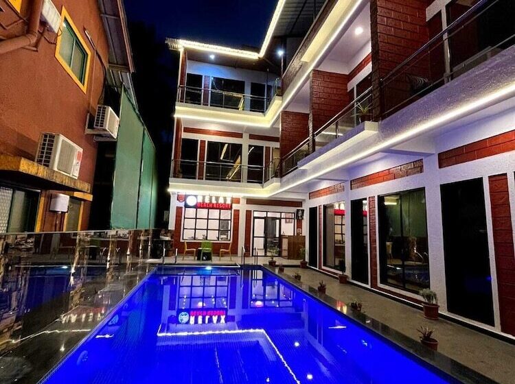 Relax Beach Resort