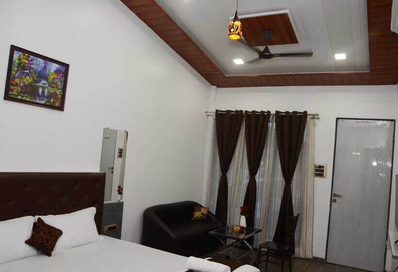Relax Beach Resort