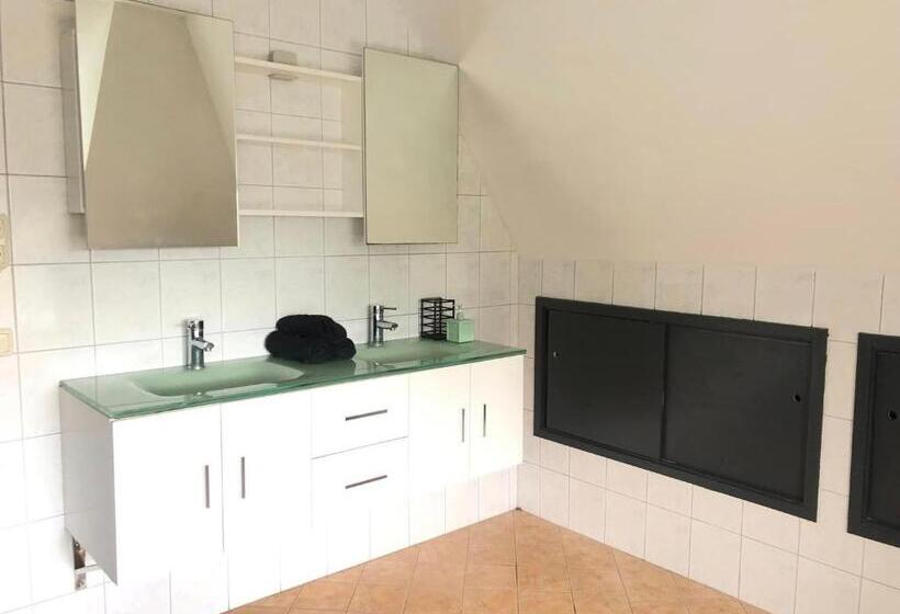 مبيت وإفطار Slapen Bij De Brug