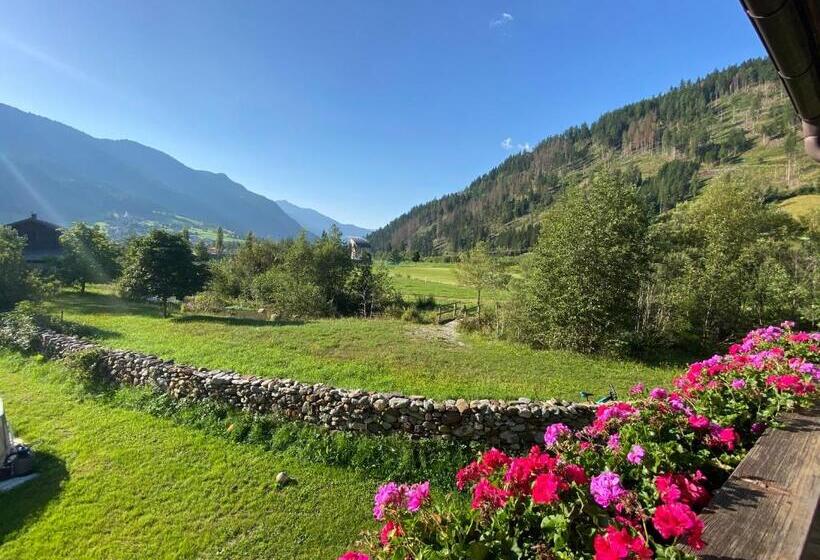 مبيت وإفطار Zimmer Haus Christina