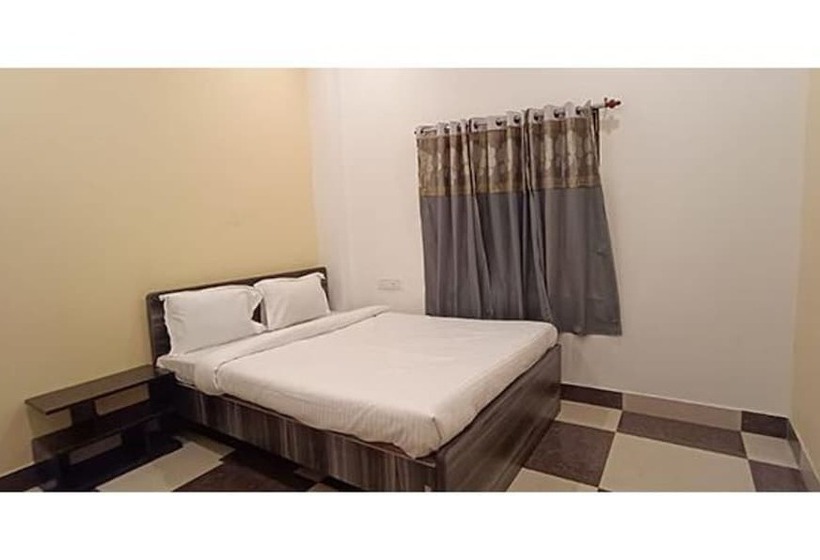 Fabhotel Ocean Bird
