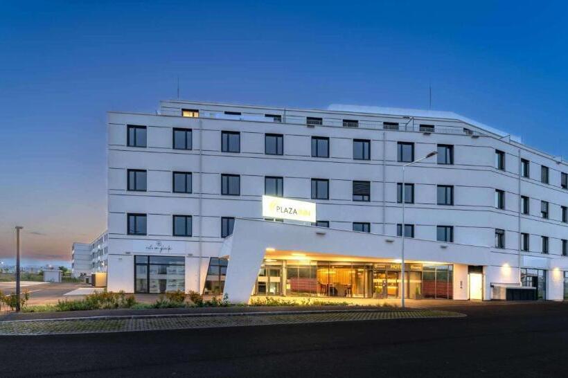 فندق Plaza Inn Wiener Neustadt, Bw Signature Collection