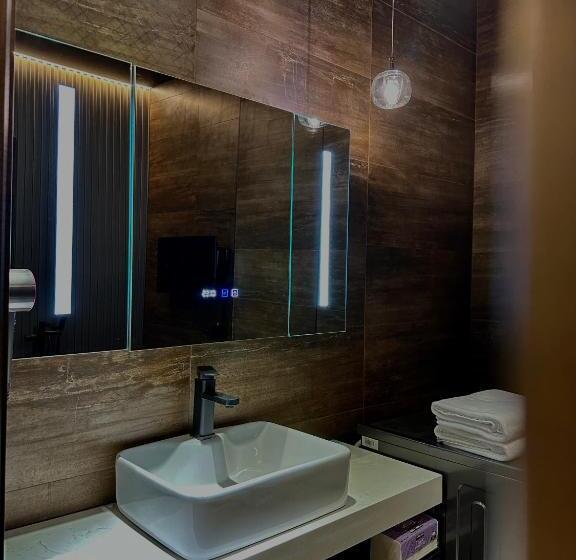 پانسیون Here宅這兒私宅 屏市宅 採自助式入住