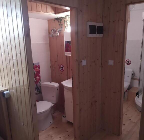 旅馆 Bed & Dorms Triberg