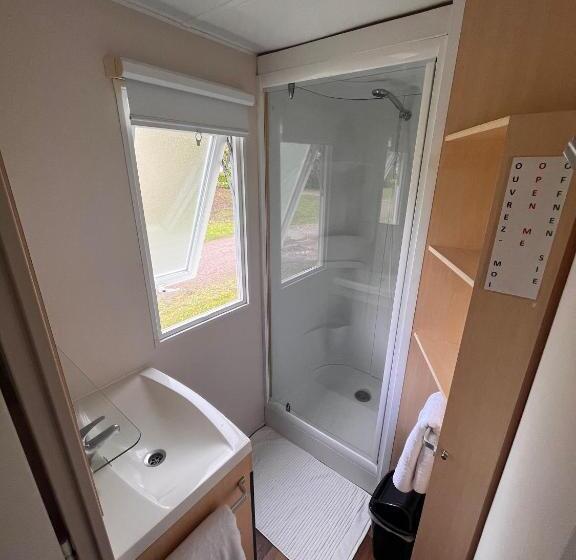 مبيت وإفطار Le Gewurz   Mobilhome Pour 5   Tv   Clim En été