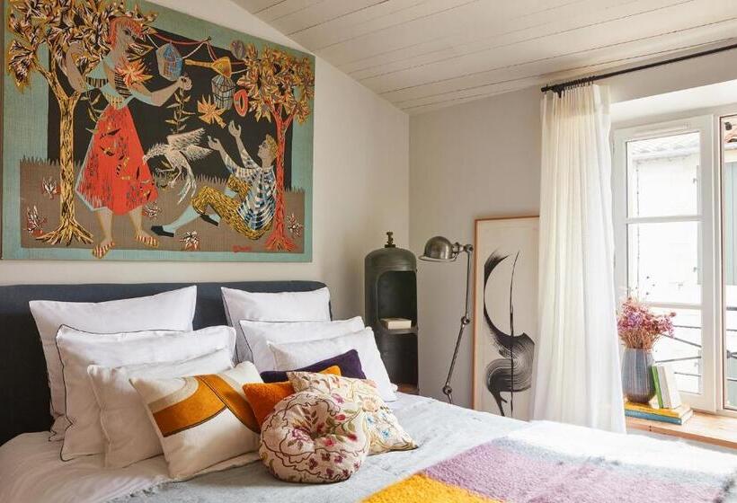 تختخواب و صبحانه Maisons 322   La Flamboyante