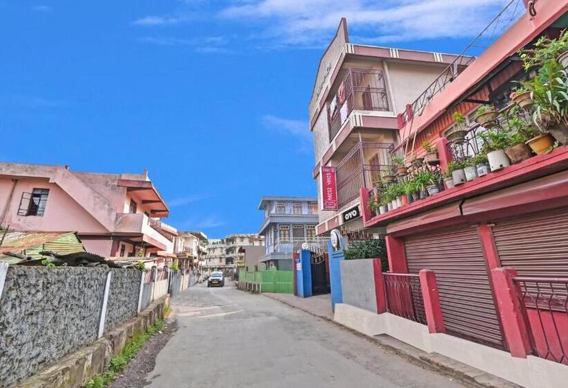 فندق Collection O Wonder Hill Residency