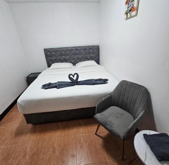 酒店 Happy Beach Jomtien Guesthouse