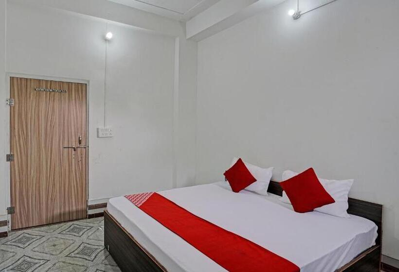 فندق Oyo Flagship Kmps Palace