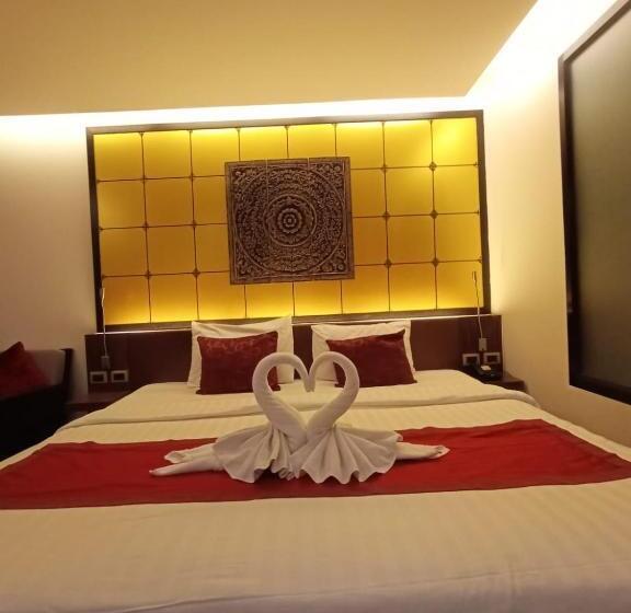 The Beach Heights Condotel Kata 500 Meters To Kata Beach