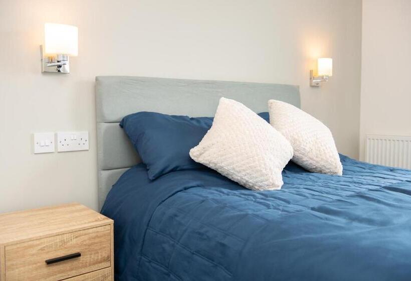 بنسيون Cara Lodge, Comfortable Self Check In En Suite Guest Rooms