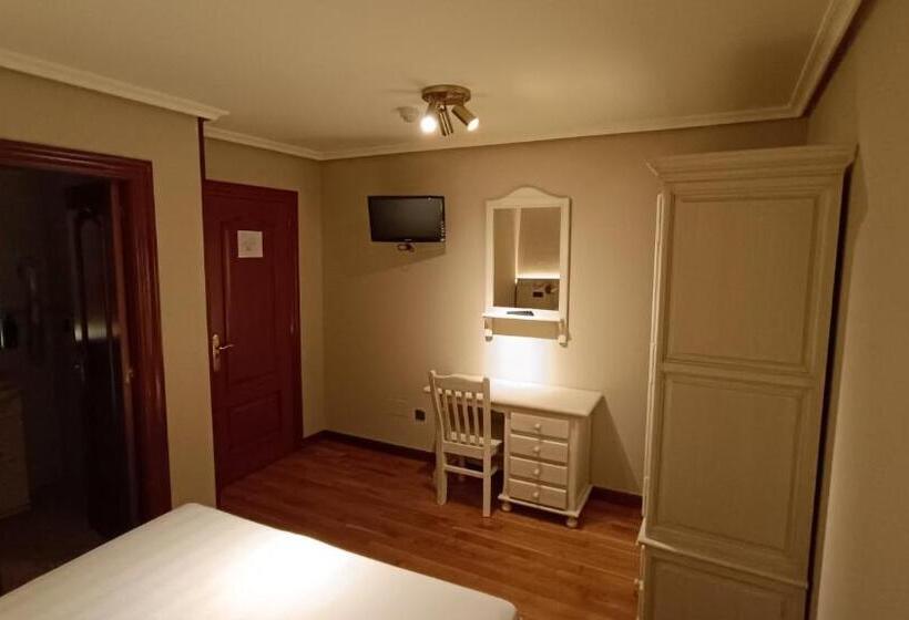 פנסיון Casa Elisa Monegro